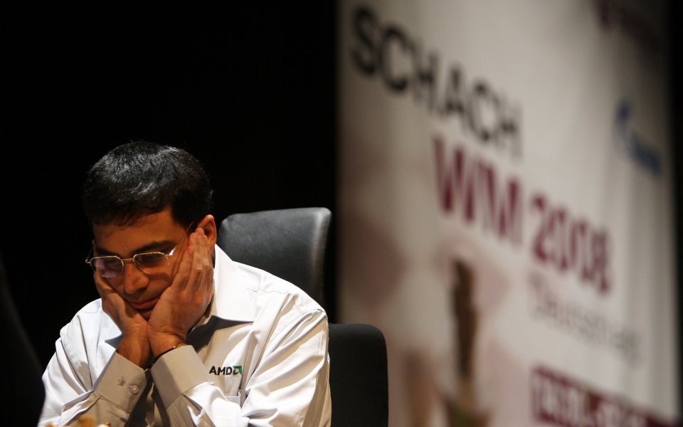 Битката за световната титла по шахмат започна с реми