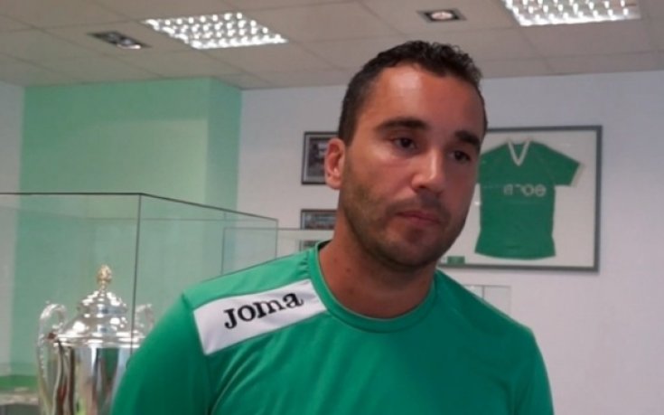 Снежна топка уцели помощник треньора на Берое