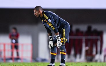 Манчестър Сити започва преговори с Виктор Валдес