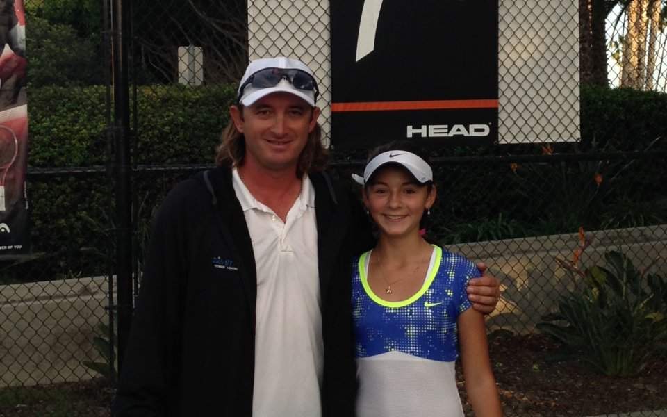 Тенис националка до 12 години се подготвя в Калифорния