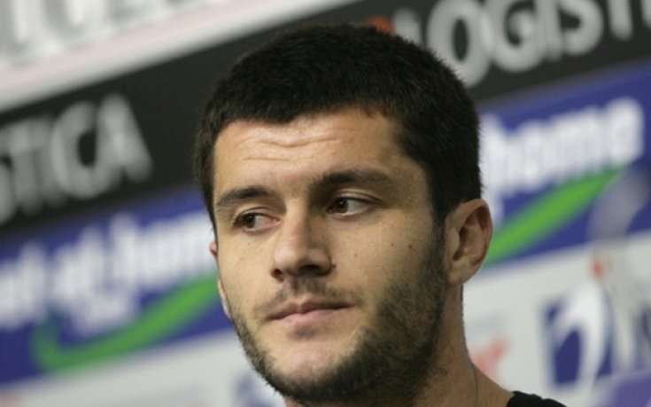 Берое пробва да уреди Иса за Левски