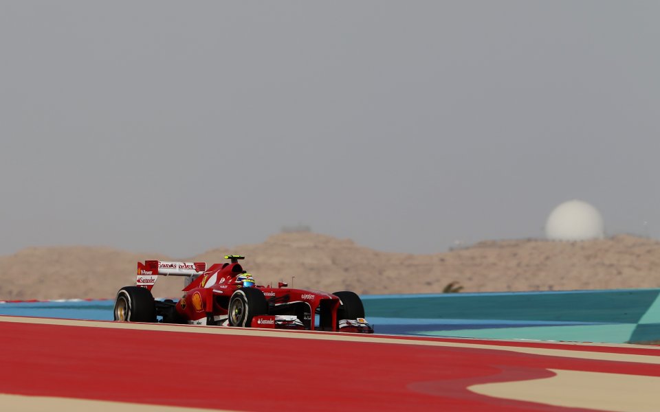 Гран При на Бахрейн вече на лампи