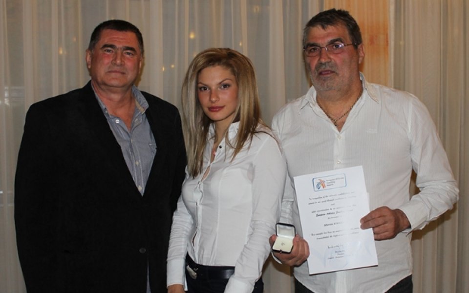 БФЛА награди Габриела Петрова и Атанас Атанасов с по 5000 лева