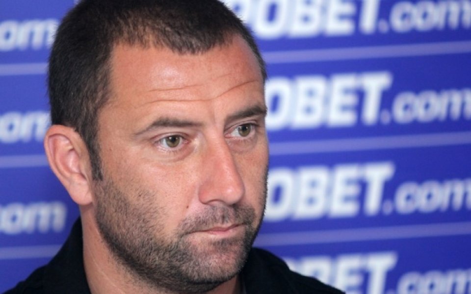 Кривия: Сами си направихме мача труден, но по-добрият победи