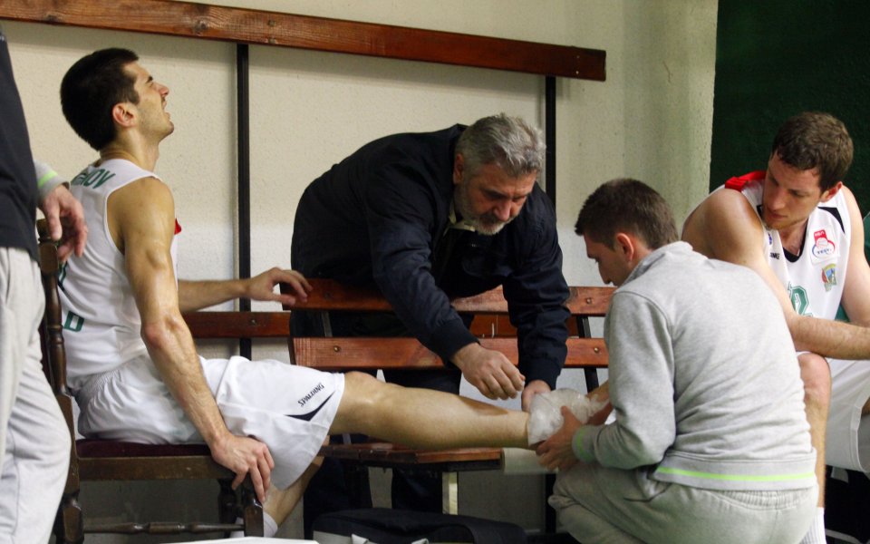 Балкан се размина с най-лошото, без Станимир Маринов за три седмици