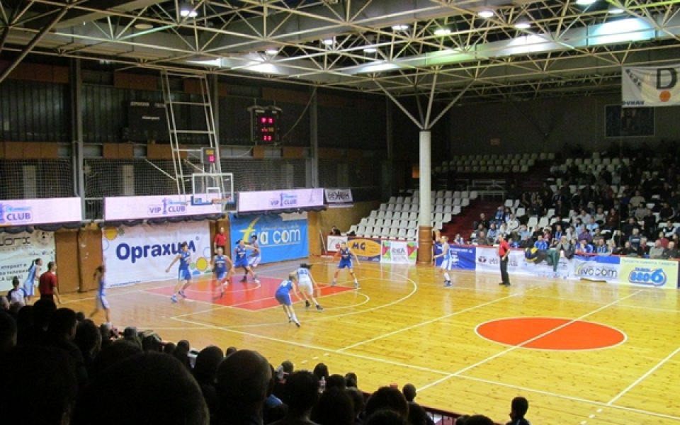 Дунав 8806 разгроми лидера Монтана 2003 в Русе