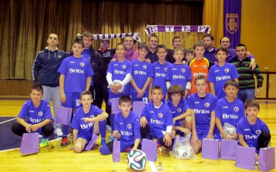 Видима-Раковски спечели Коледния турнир във В. Търново, малките етърци останаха трети