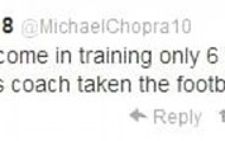 Нападател на Блекпуул изригна: Тренировката ни беше ш****н майтап