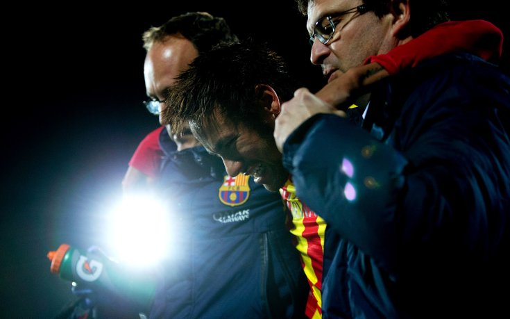 Неймар се контузи сам, травмата е в глезена