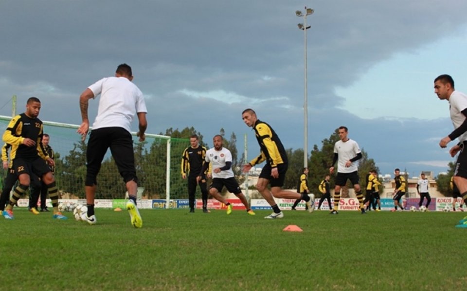 Почивен полуден за футболистите на Ботев, деветима тренират допълнително