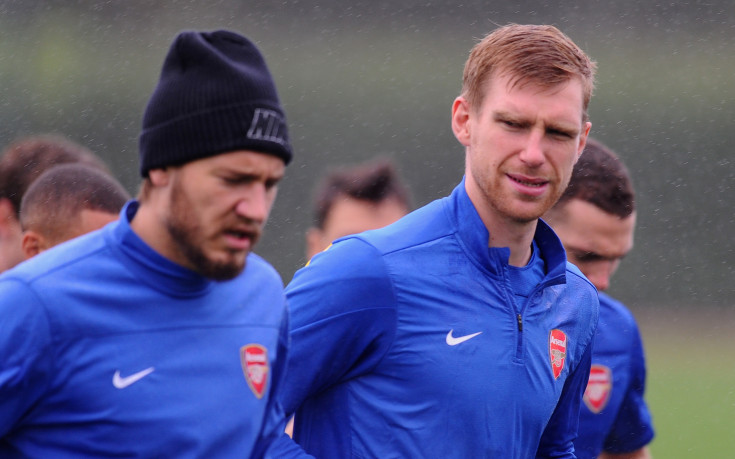 Никлас Бендтнер готов за игра