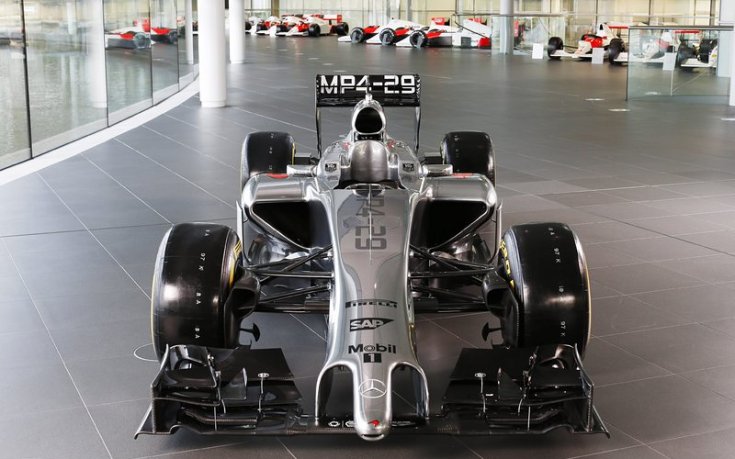 СНИМКИ: МакЛарън показа новия болид