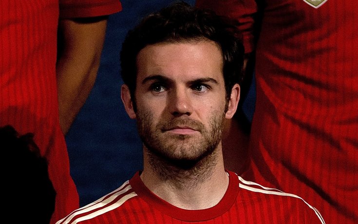 Край! Хуан Мата е „червен дявол“