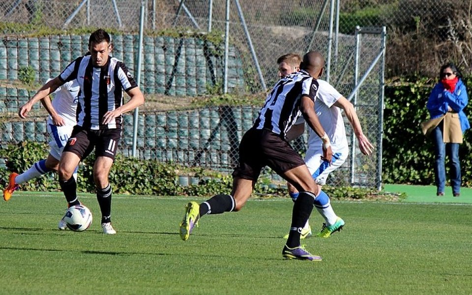 СНИМКИ: Многомилионният Днипро разби Локо Пд след почивката