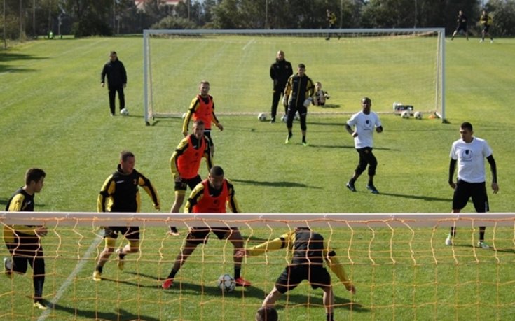 СНИМКИ: Ботев с една тренировка в понеделник