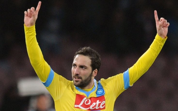 ВИДЕО: Наполи разби надеждите на Рома и се класира за финала на купата