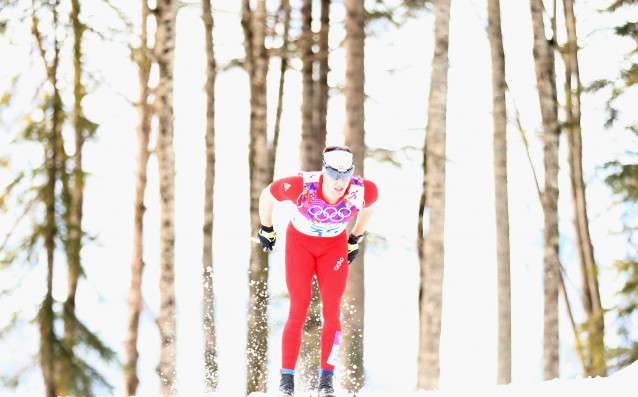 Трикратният олимпийски шампион по ски бягане Дарио Колоня ще бъде знаменосец