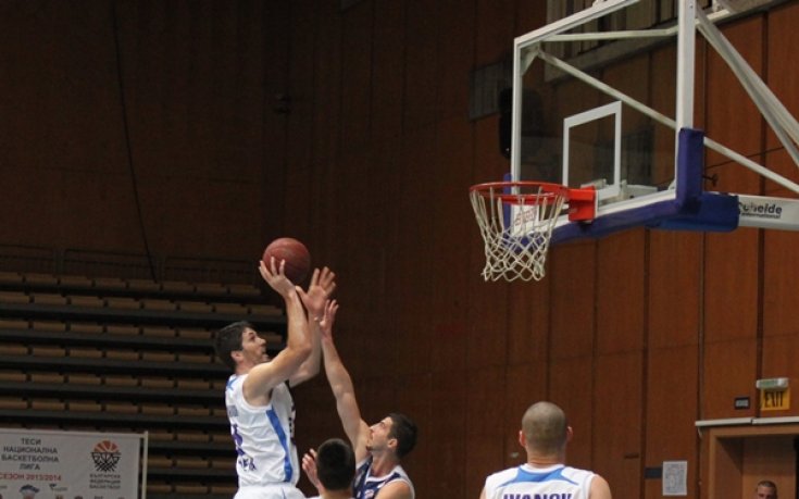 Левски вкара 103 точки на Черноморец