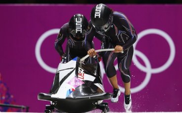 САЩ увеличи преднината си в женския бобслей