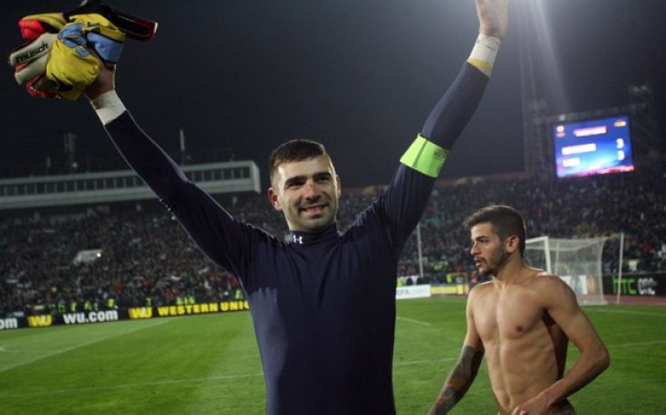 Владо Стоянов в две идеални единайсеторки на ШЛ