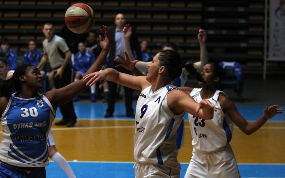 Левски - Хасково и Дунав - Нефтохимик са полуфиналите за Купата днес