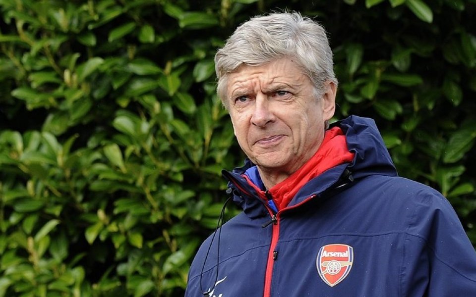 Венгер отхвърли слуховете за Барселона