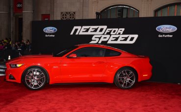 Левски загрява за дербито с Need for Speed