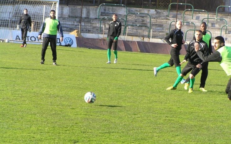 Гонзо и Луканов се пуснаха в двустранната игра на моряците, Венков готов за ЦСКА