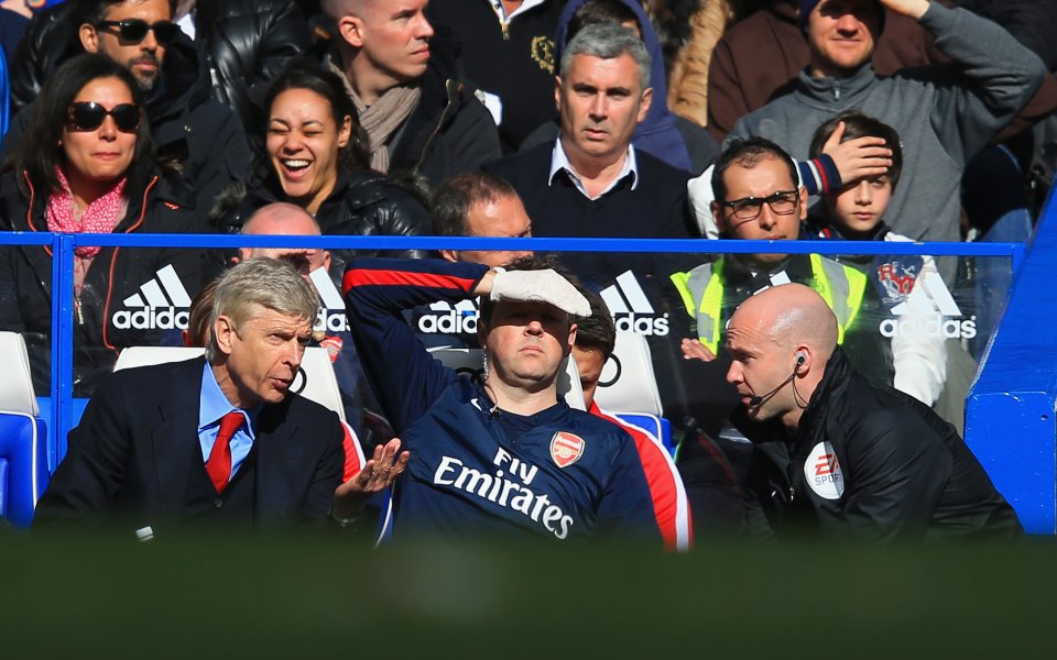 Венгер обмисля бъдещето си в Арсенал след разгрома