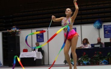 Тасева и Стайкова с по два златни медала на държавното по художествена гимнастика