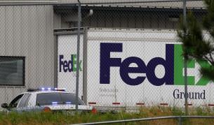 6 ранени при стрелба в сграда на "ФедЕкс" на летище в САЩ