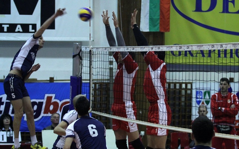 Полуфиналните битки при мъжете стартират довечера