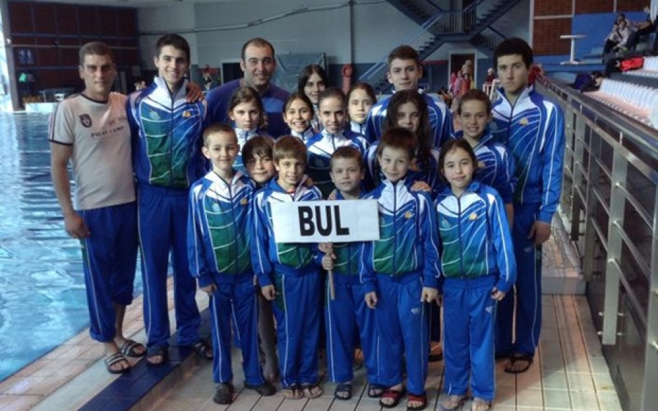 Наш тим по скокове във вода първи отборно в Белград