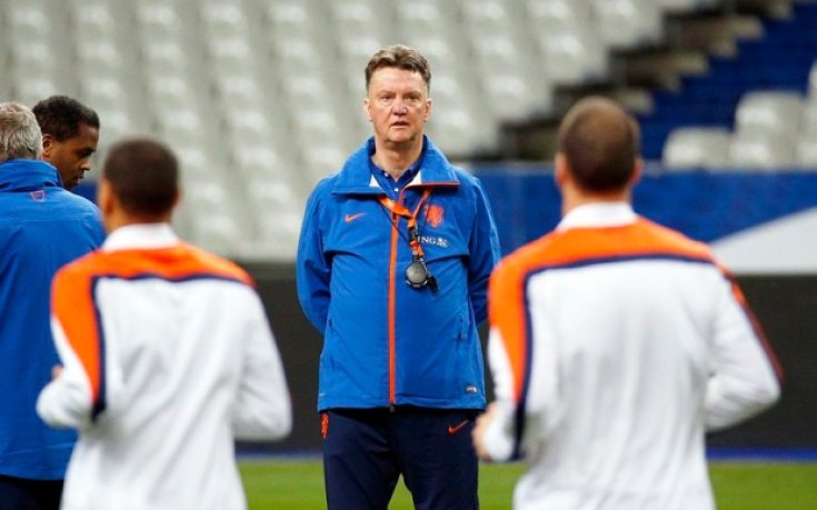 Ван Гаал заплаши Снайдер с изваждане от състава на Холандия