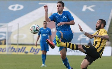 Рикардо Нунеш под въпрос за Вечното дерби