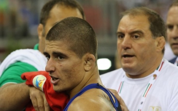 Двама българи ще участват в схватките на „Тайм Скуеър”