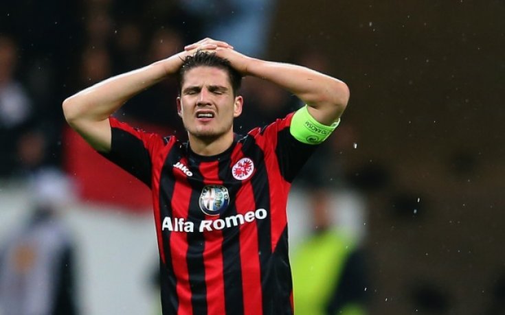 Хофе привлече капитана на Айнтрахт Франкфурт