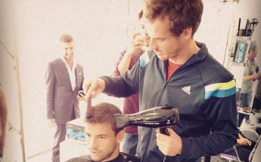 ВИДЕО: Анди Мъри е новият фризьор на Григор Димитров