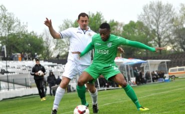 Берое удължи договора на Игор Джоман