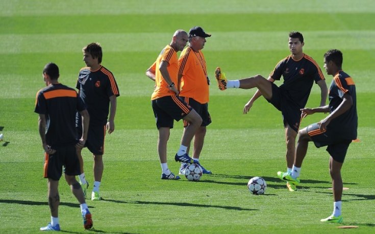 Зидан: Роналдо е гений, ще запали тревата в Бразилия