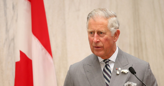 Името на британския престолонаследник принц Чарлз също фигурира в скандалните