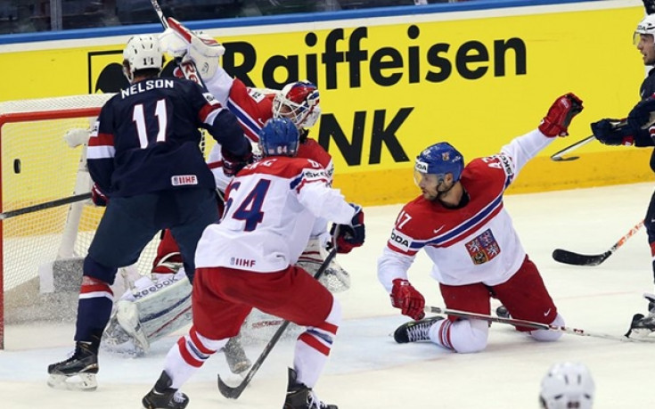Чехия и Русия са първите два полуфиналисти на Световното първенство по хокей на лед