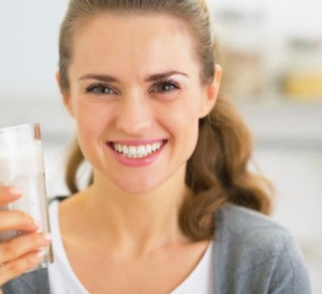 Зърнастецът или дивата боя е род храсти по рядко малки дървета