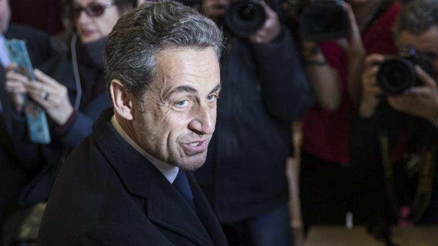 В президентската кампания на Саркози имало финансови „аномалии“
