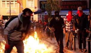 Истанбул: 20 арестувани при операция срещу демонстранти