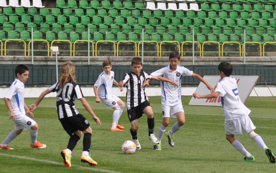ПАОК е първият финалист на международния детски турнир в Благоевград