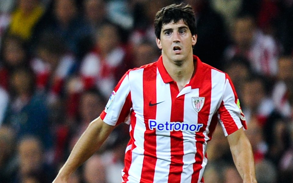 Защитник преподписа с Атлетик Билбао