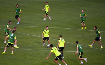 Испанците се поразкършиха на  Кенеди Мемориъл