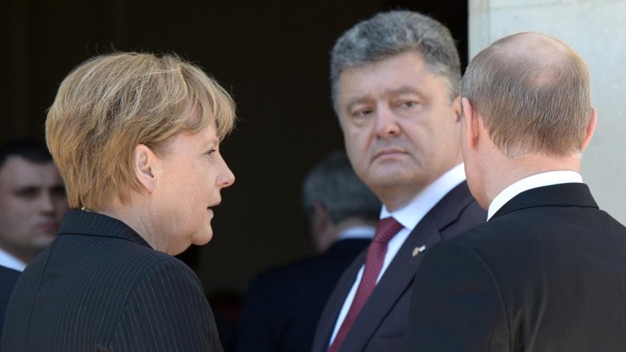Путин и Порошенко обсъдили мерки за деескалация на напрежението