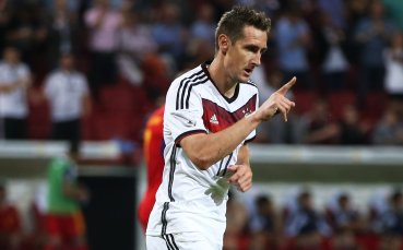 Клозе с апел към съотборниците си: Да играем със сърце